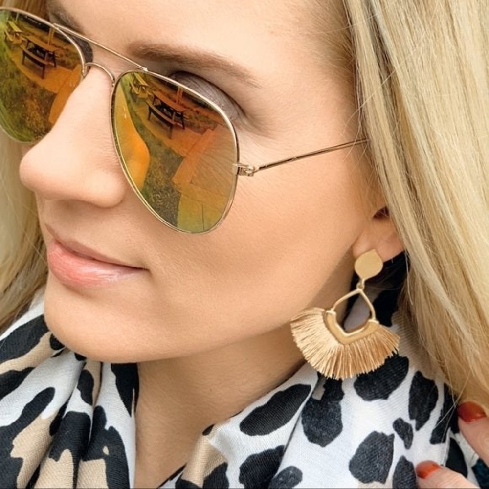 Chic Persona Fringe Earrings-Brown - Picture 4 of 4